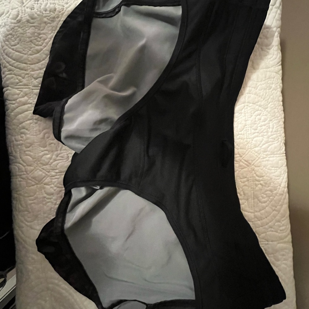 Lululemon Speed Up Swift  Print 4” Shorts, Frozen Flourish, size 10 - Picture 7 of 8